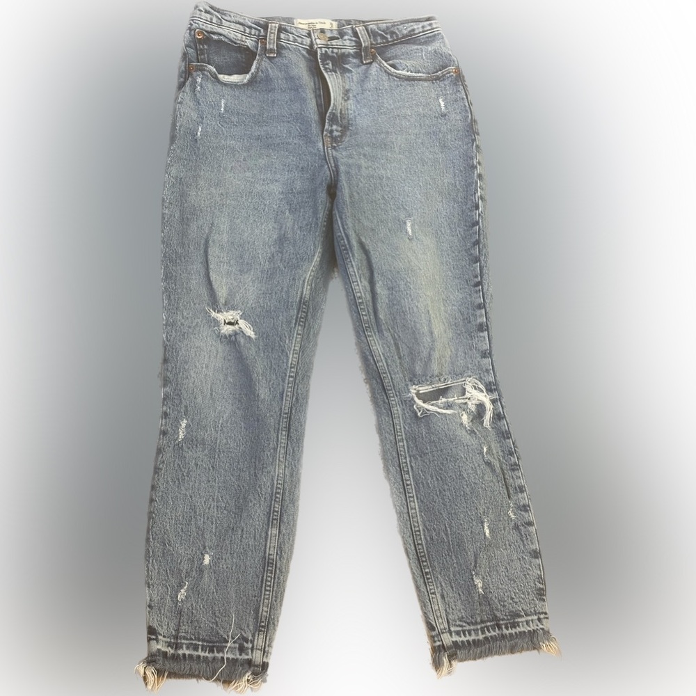Abercrombie & Fitch The Mom High Rise Size 28|6R Distressed Jean